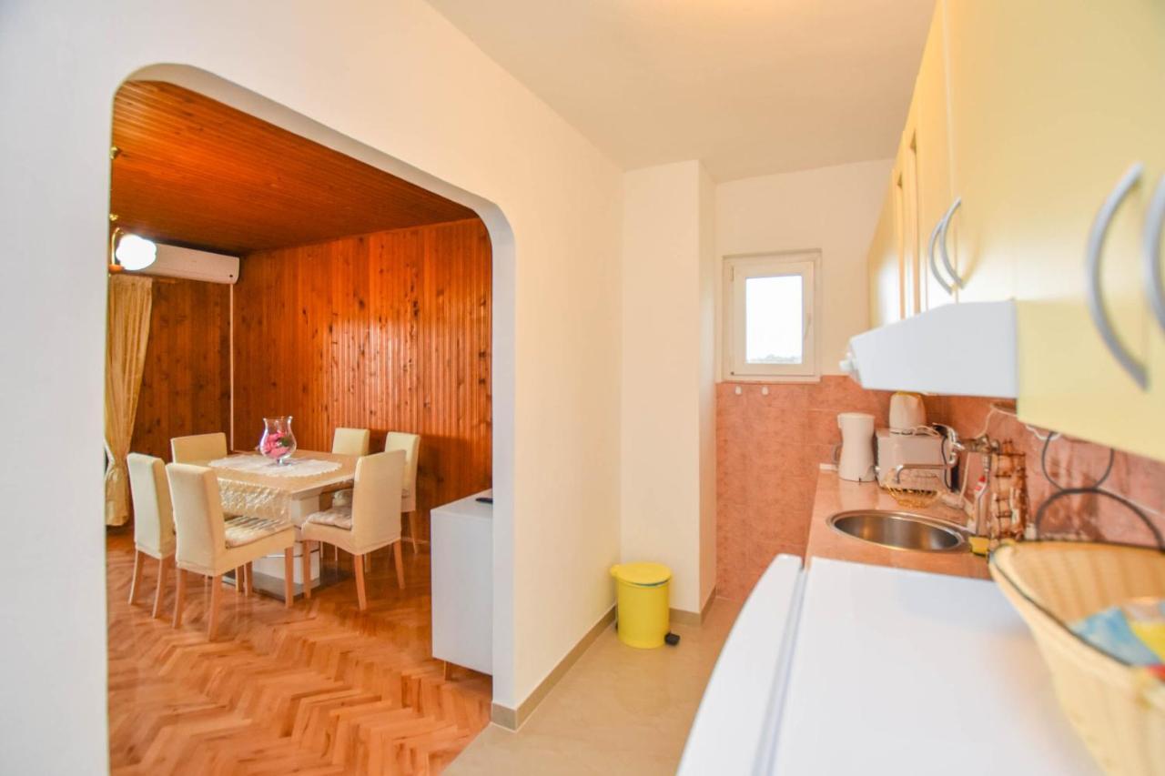Apartments Dandelion Biograd Na Moru Exterior photo