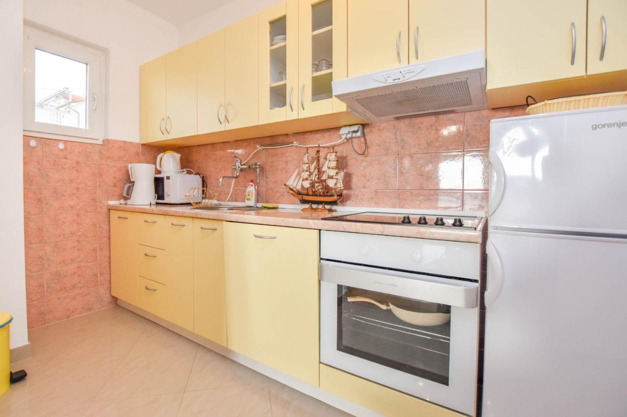 Apartments Dandelion Biograd Na Moru Exterior photo