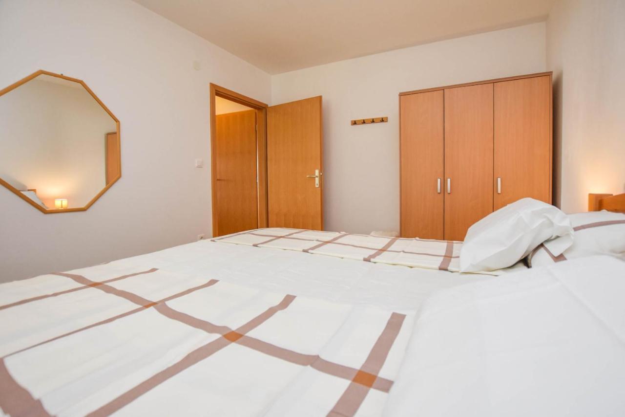 Apartments Dandelion Biograd Na Moru Exterior photo