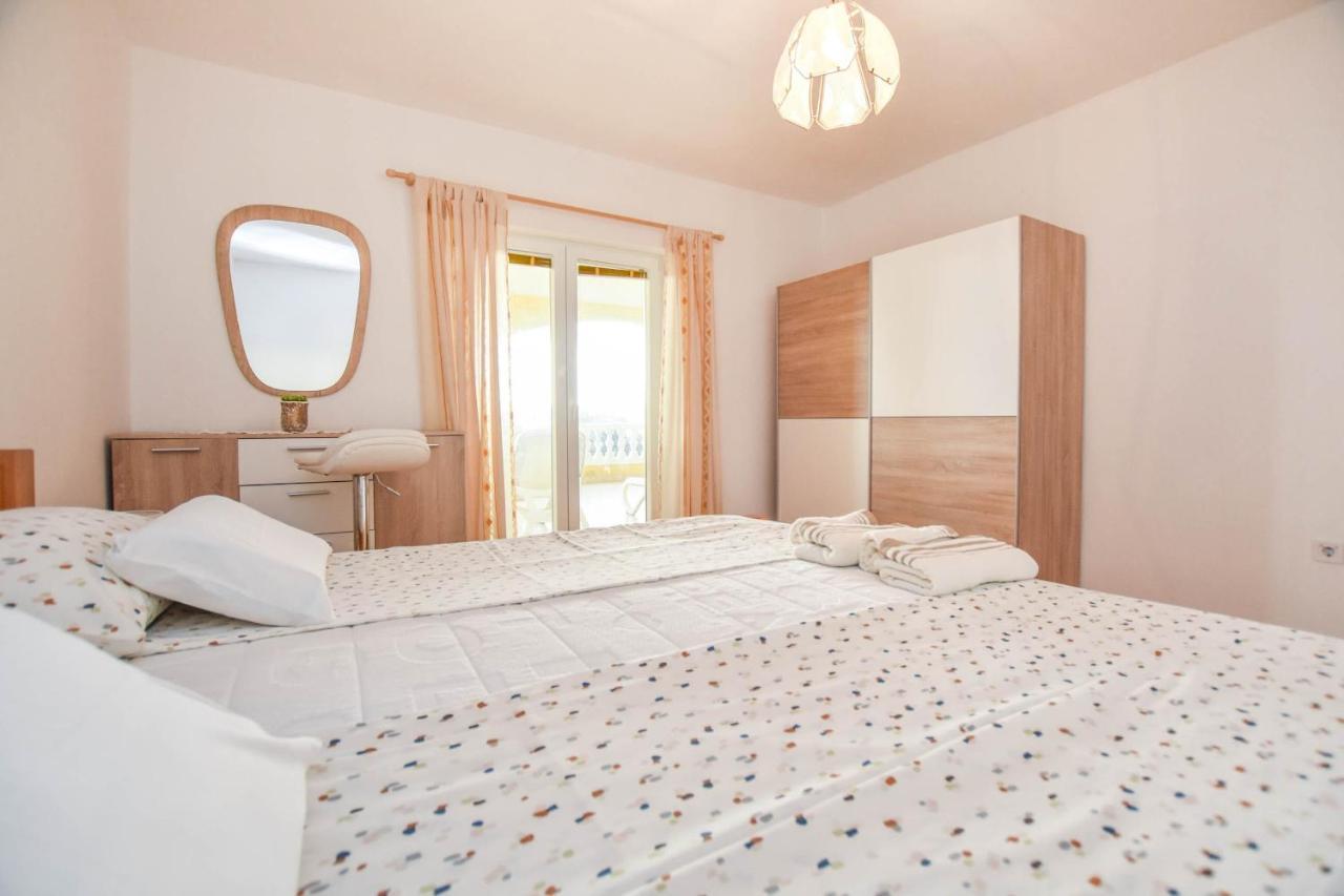 Apartments Dandelion Biograd Na Moru Exterior photo